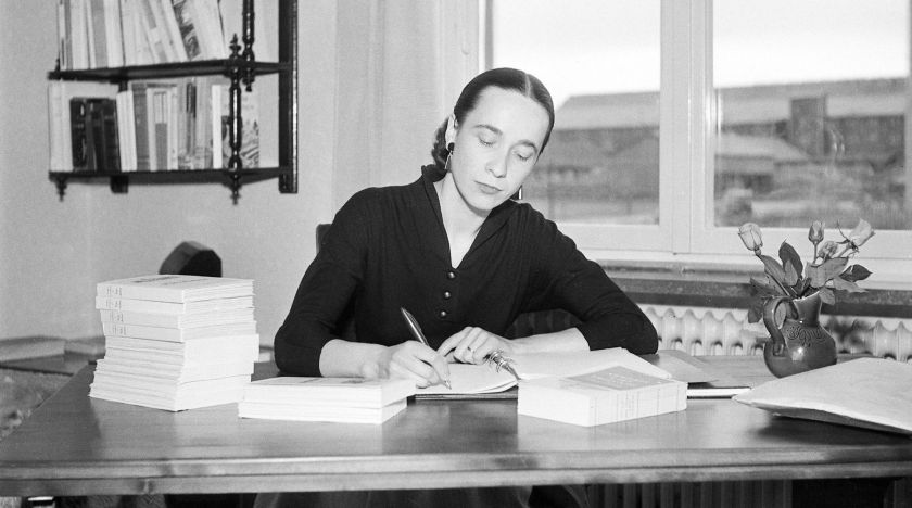 Sara med allt sitt väsen